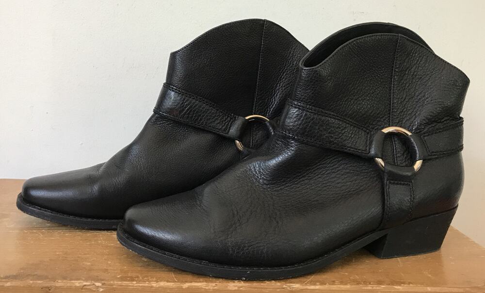 Joie Black Leather Western Style Harness Biker Ankle Chelsea Cowboy Boot 41 9.5